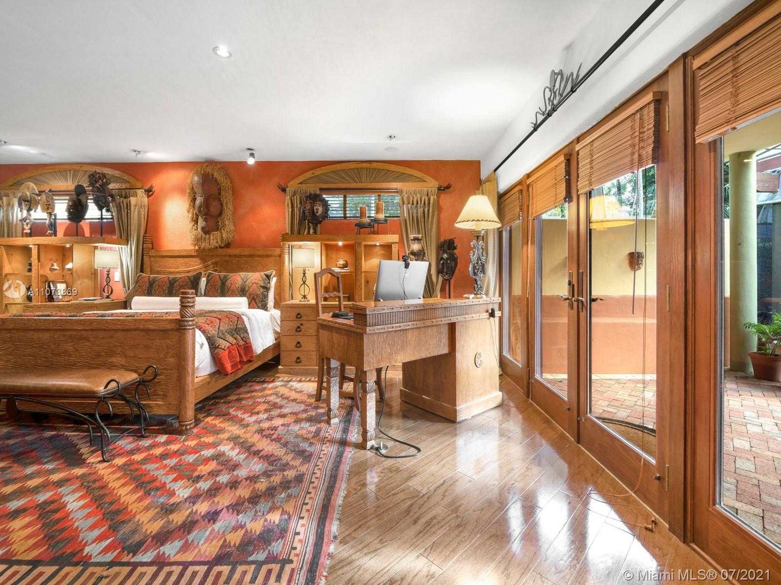 Small Image of 4224 LENNOX DR, Miami Number 29