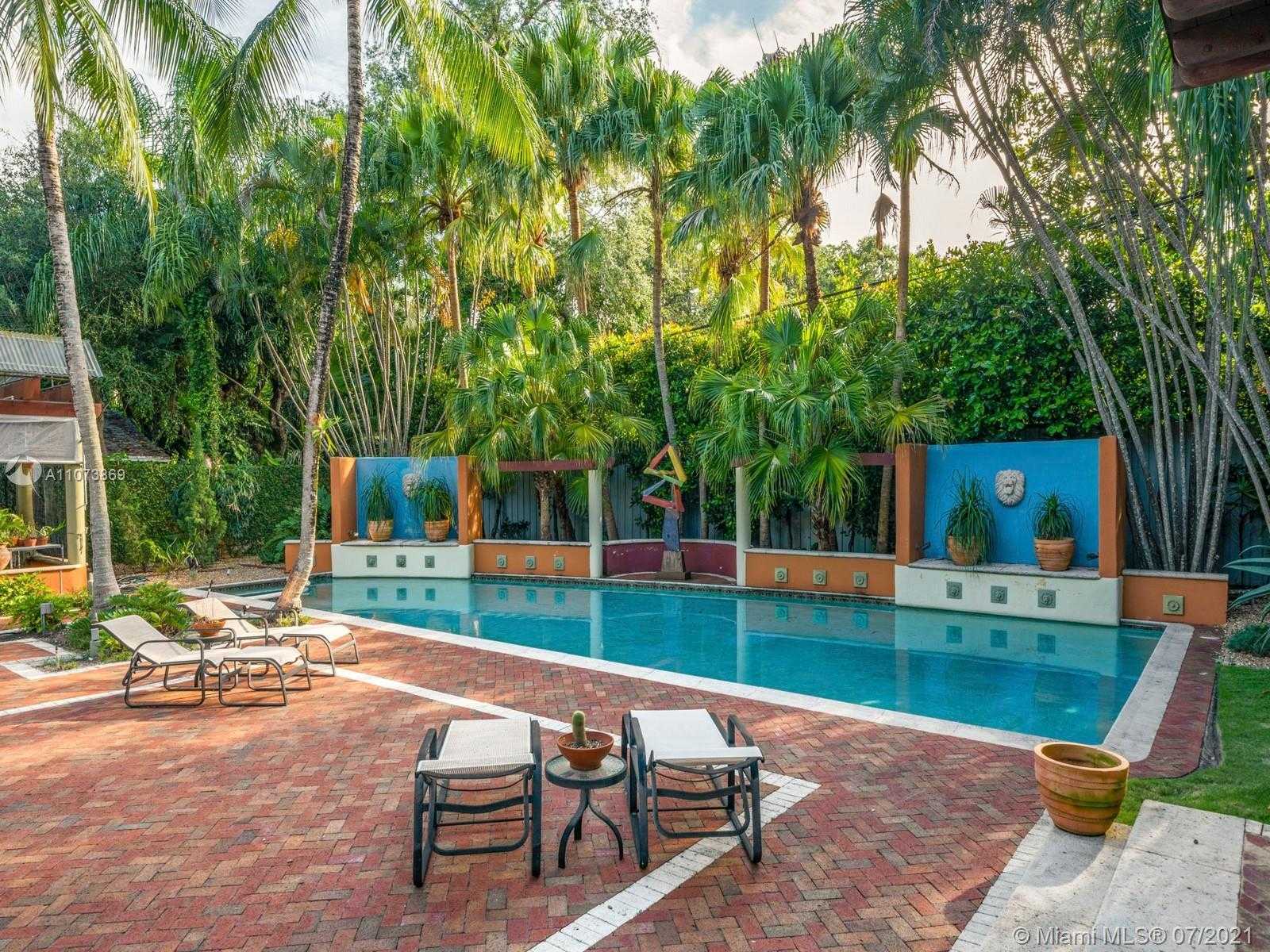 Small Image of 4224 LENNOX DR, Miami Number 40