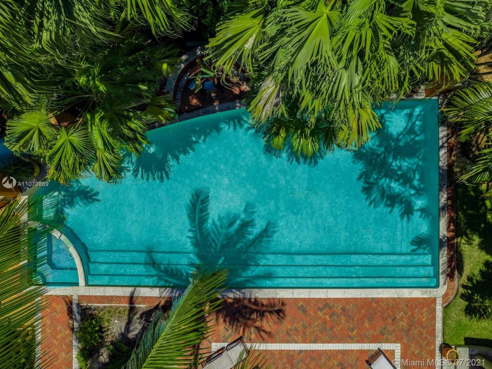 Small Image of 4224 LENNOX DR, Miami Number 49
