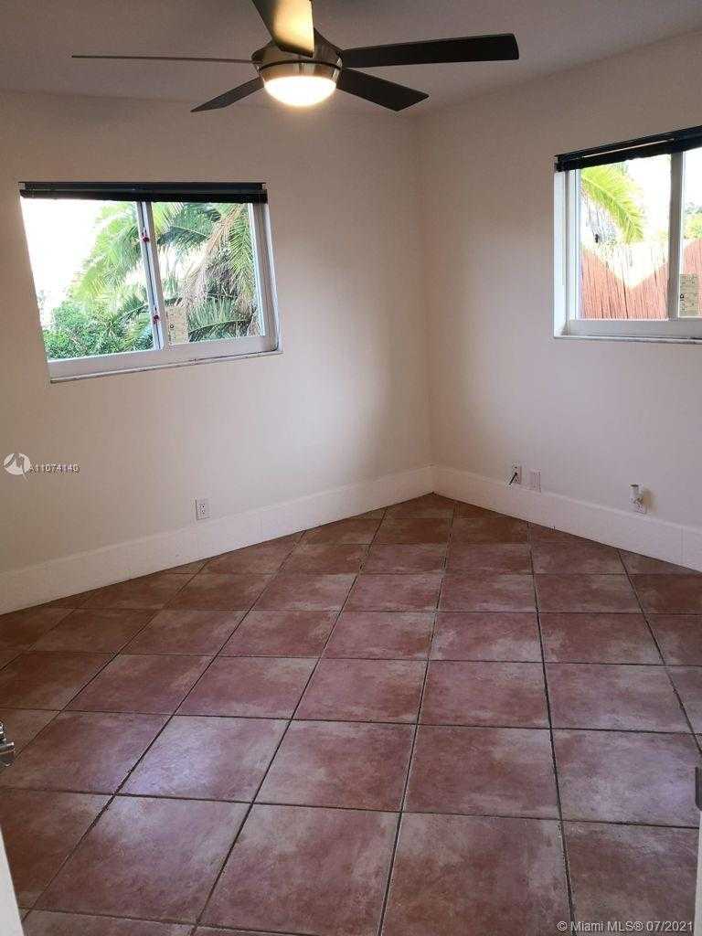Small Image of 340 SOUTH EAST 11 ST, Deerfield Beach Number 10
