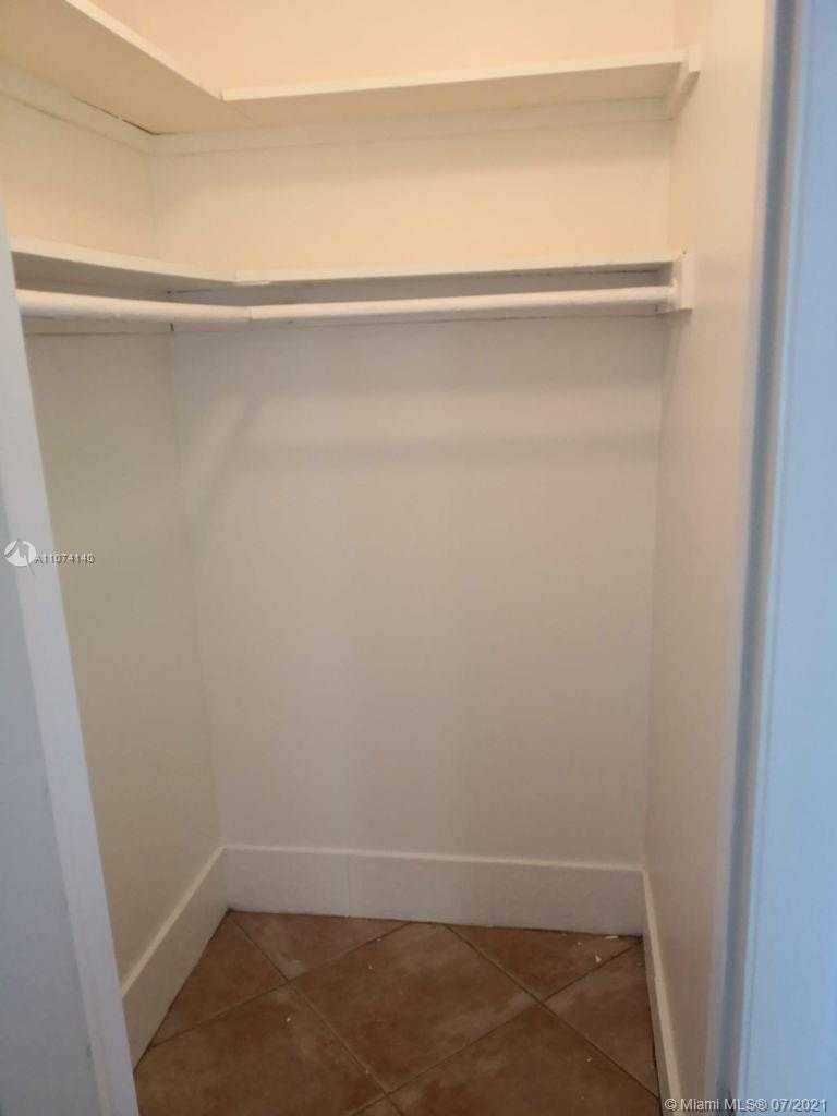 Small Image of 340 SOUTH EAST 11 ST, Deerfield Beach Number 11