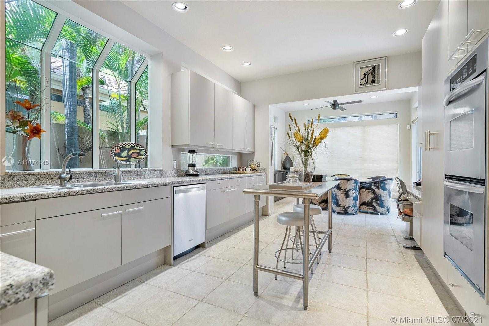 Small Image of 3733 NORTH EAST 208TH ST, Aventura Number 12