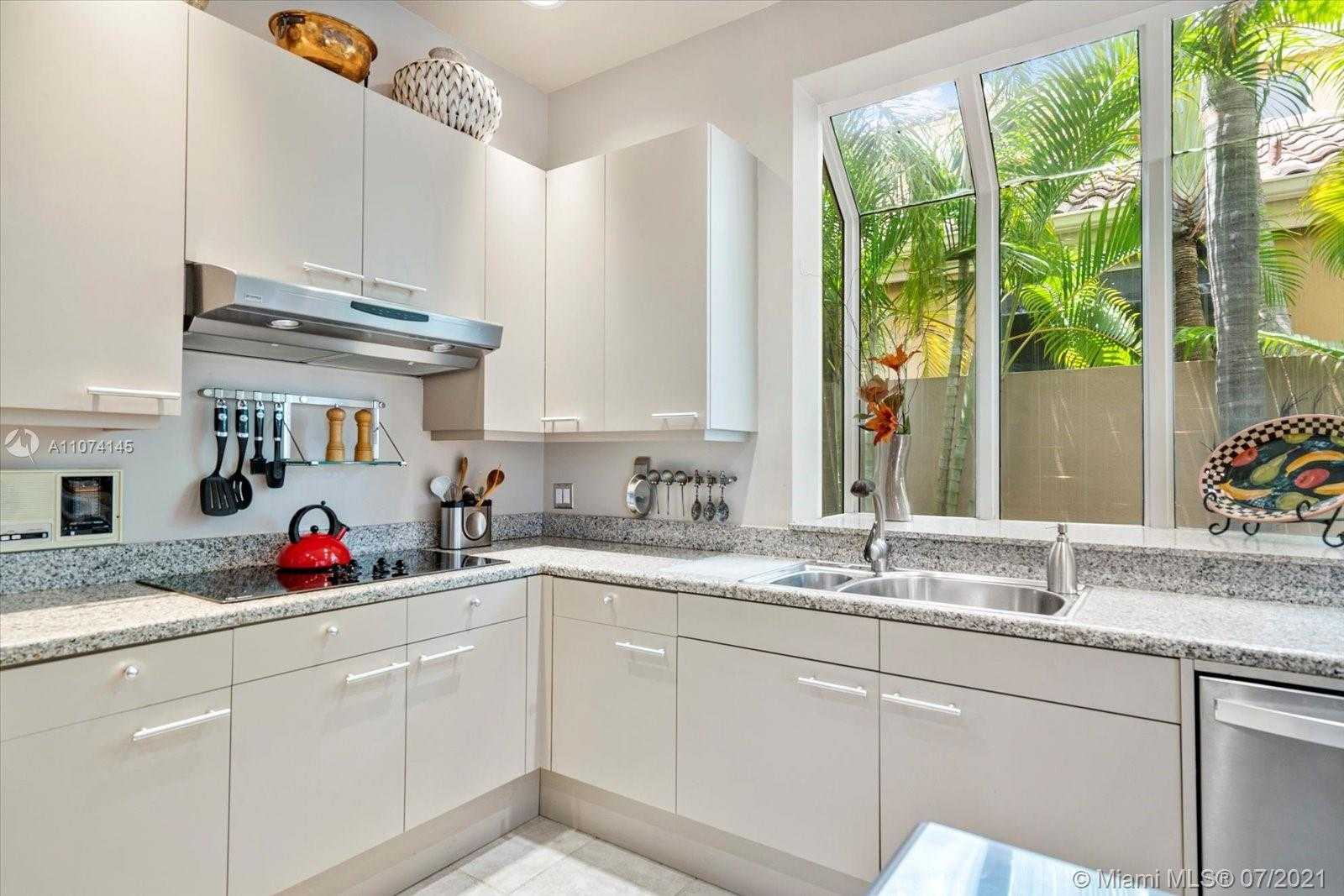Small Image of 3733 NORTH EAST 208TH ST, Aventura Number 13