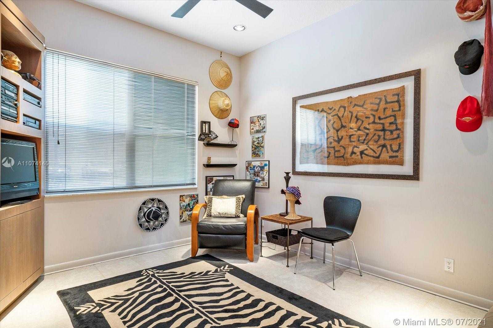 Small Image of 3733 NORTH EAST 208TH ST, Aventura Number 17