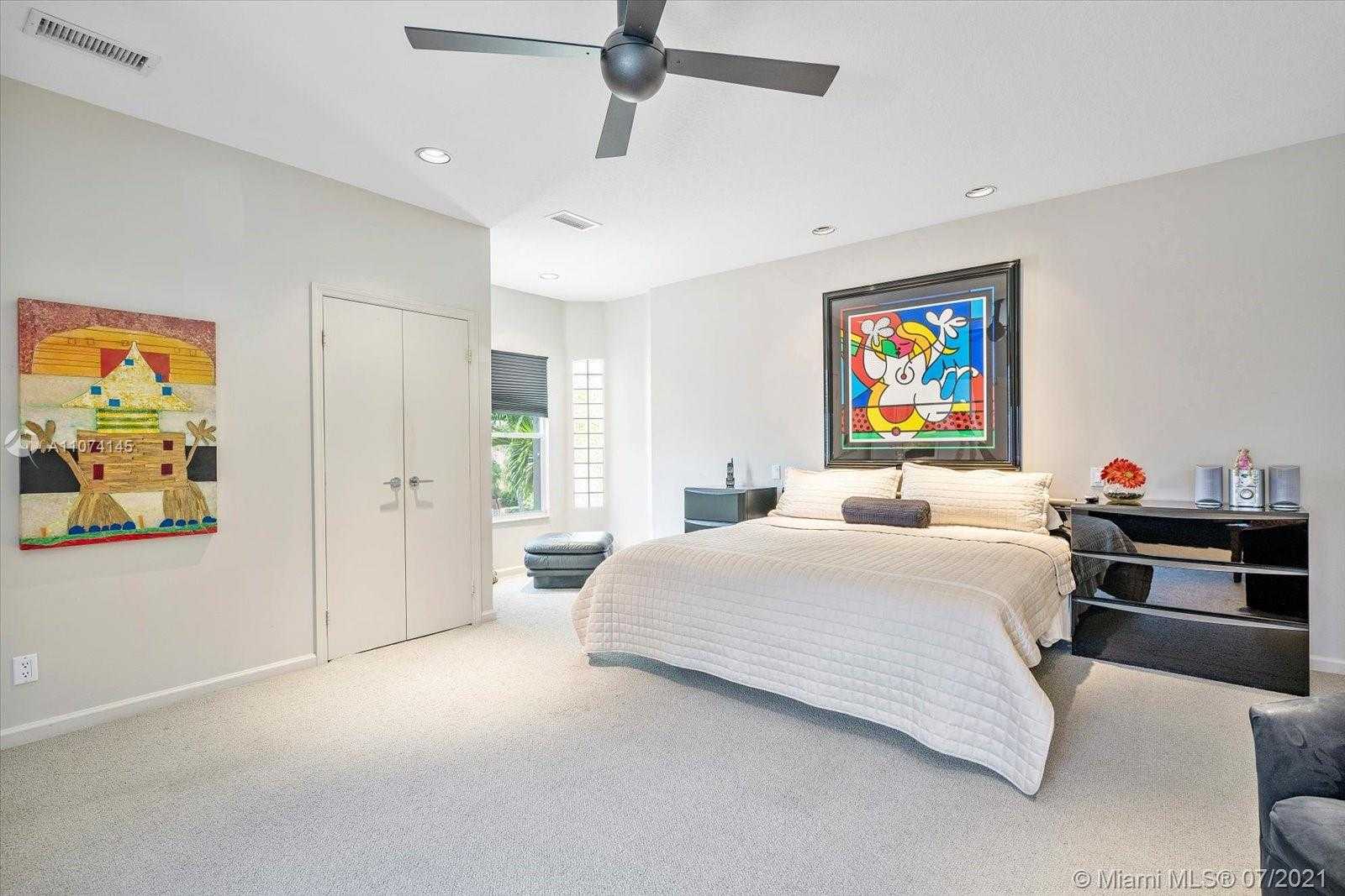 Small Image of 3733 NORTH EAST 208TH ST, Aventura Number 21