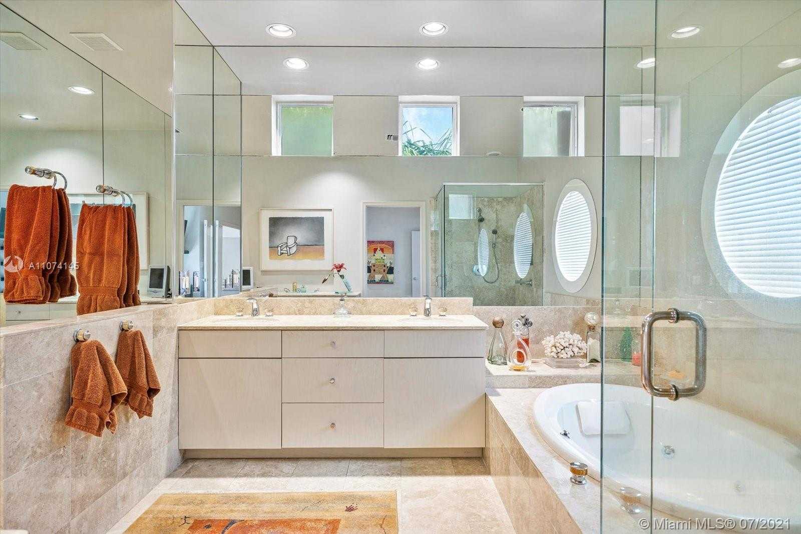 Small Image of 3733 NORTH EAST 208TH ST, Aventura Number 24
