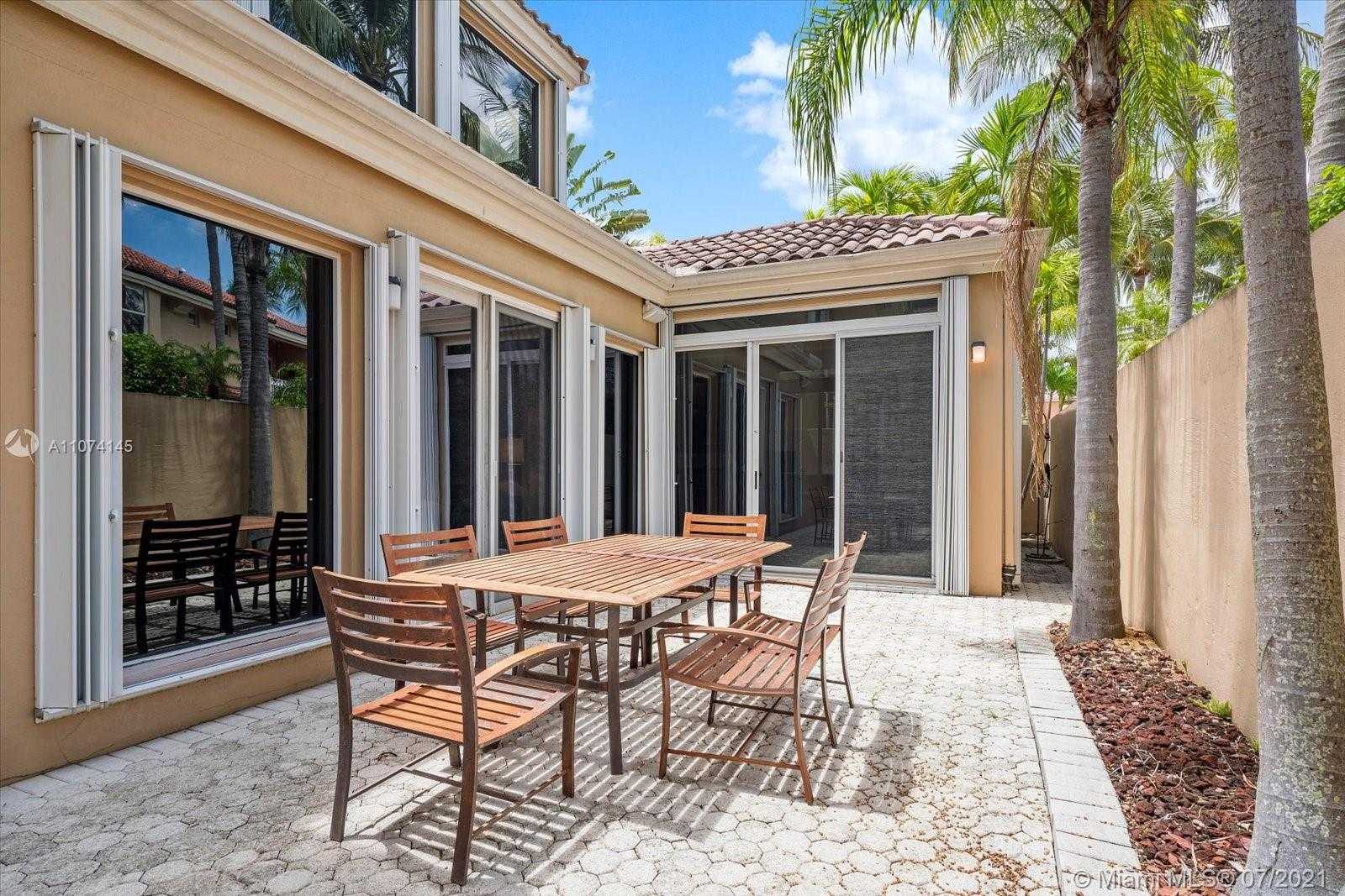 Small Image of 3733 NORTH EAST 208TH ST, Aventura Number 31