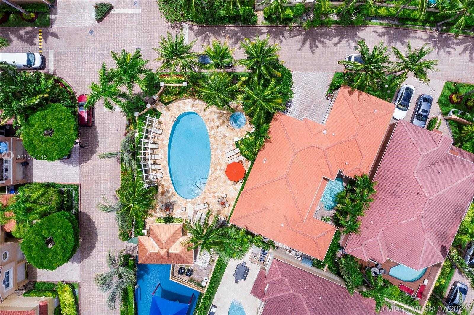 Small Image of 3733 NORTH EAST 208TH ST, Aventura Number 36