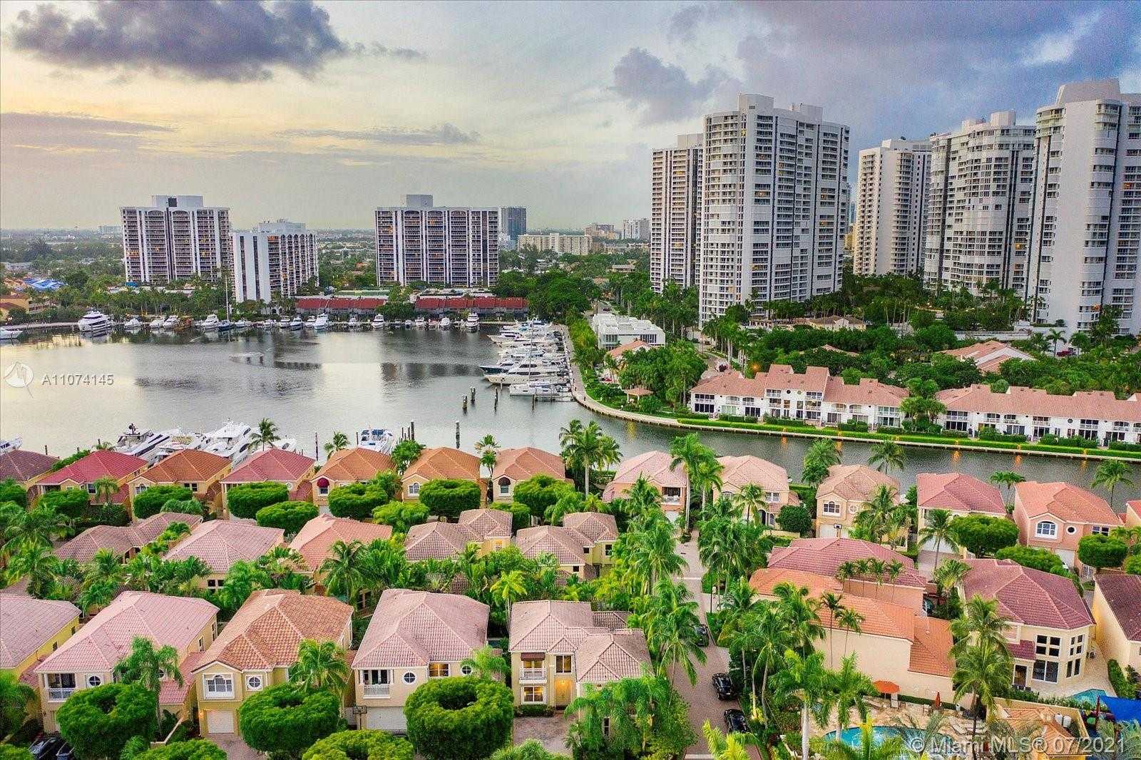 Small Image of 3733 NORTH EAST 208TH ST, Aventura Number 37