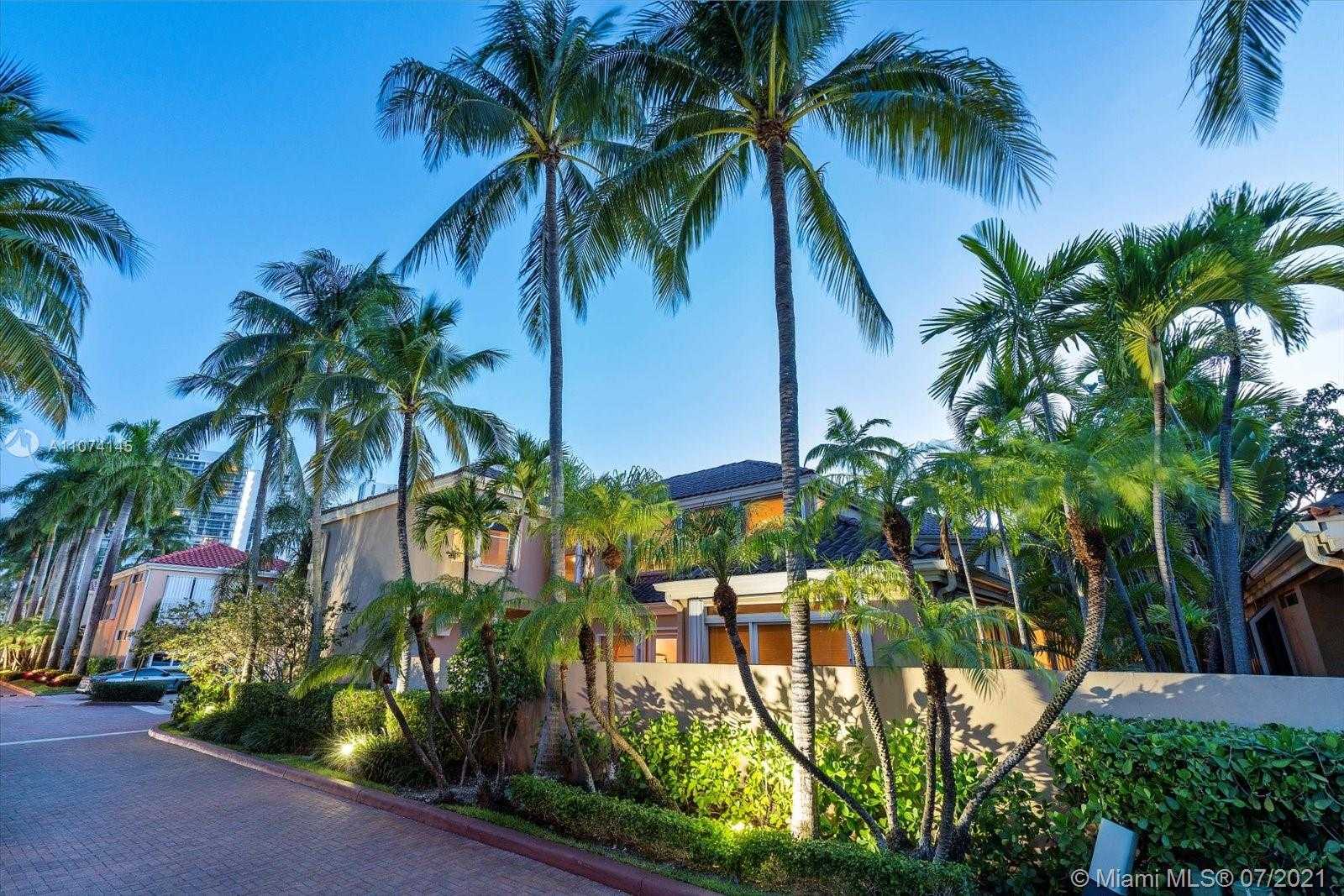 Small Image of 3733 NORTH EAST 208TH ST, Aventura Number 42