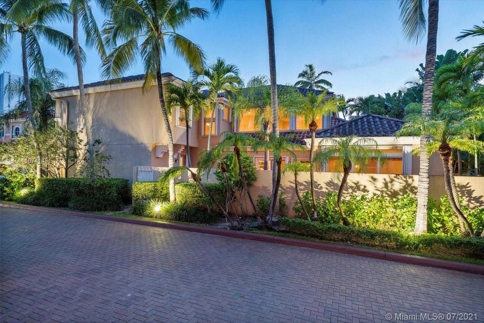 Small Image of 3733 NORTH EAST 208TH ST, Aventura Number 45