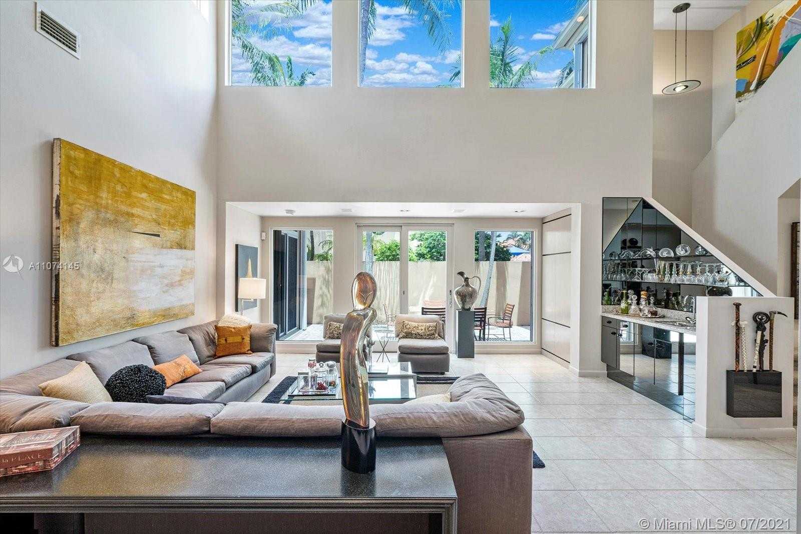 Small Image of 3733 NORTH EAST 208TH ST, Aventura Number 5