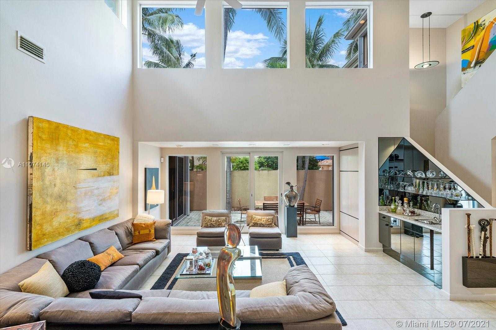 Small Image of 3733 NORTH EAST 208TH ST, Aventura Number 6