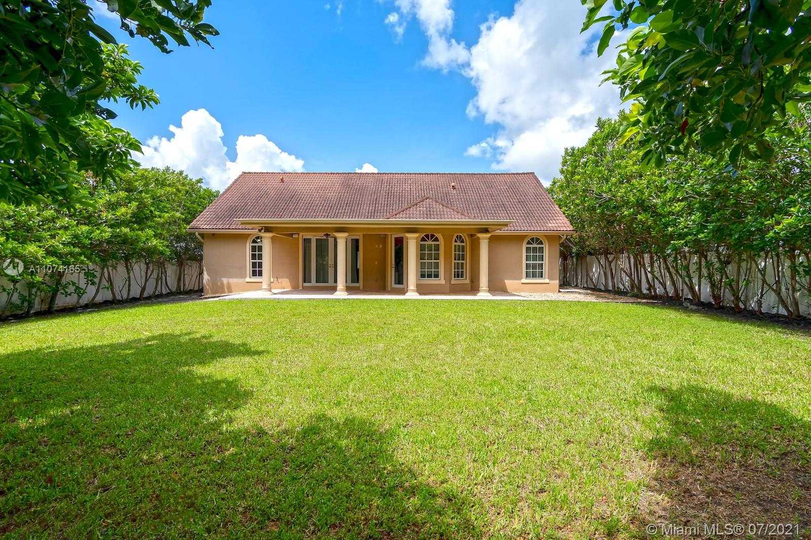 Small Image of 11007 GRIFFING BLVD, Biscayne Park Number 52