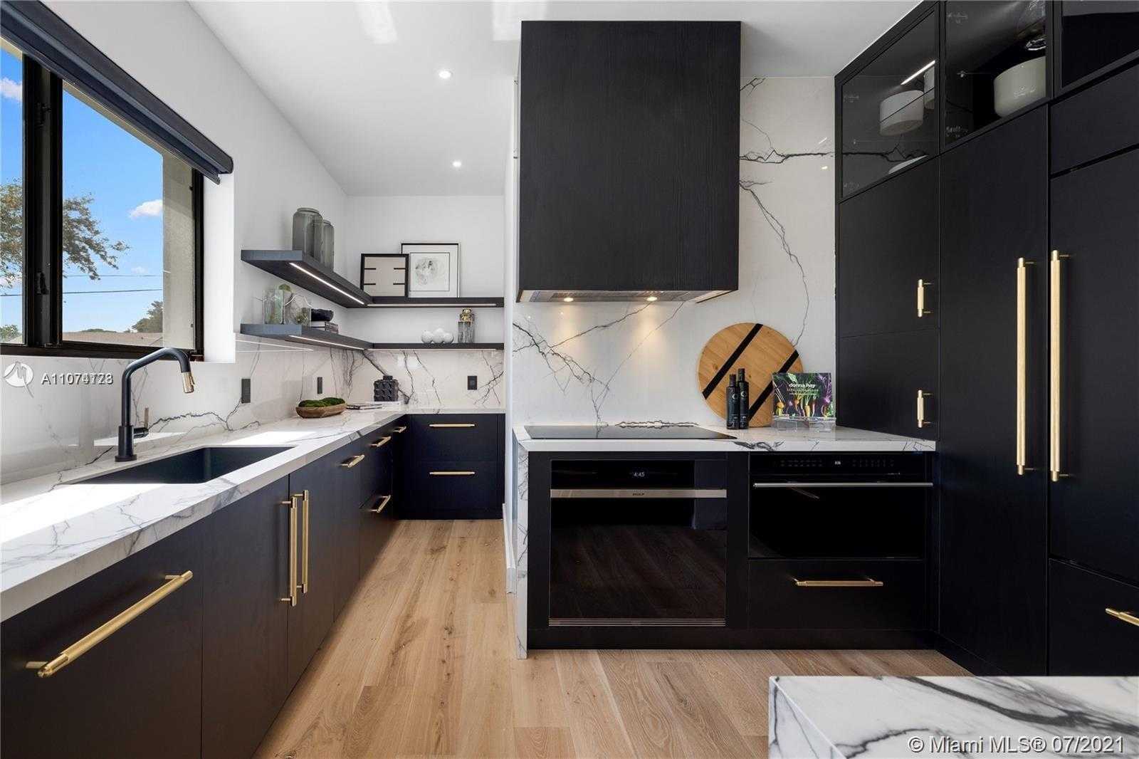 Small Image of 1441 SOUTH WEST 11TH TER, Miami Number 23