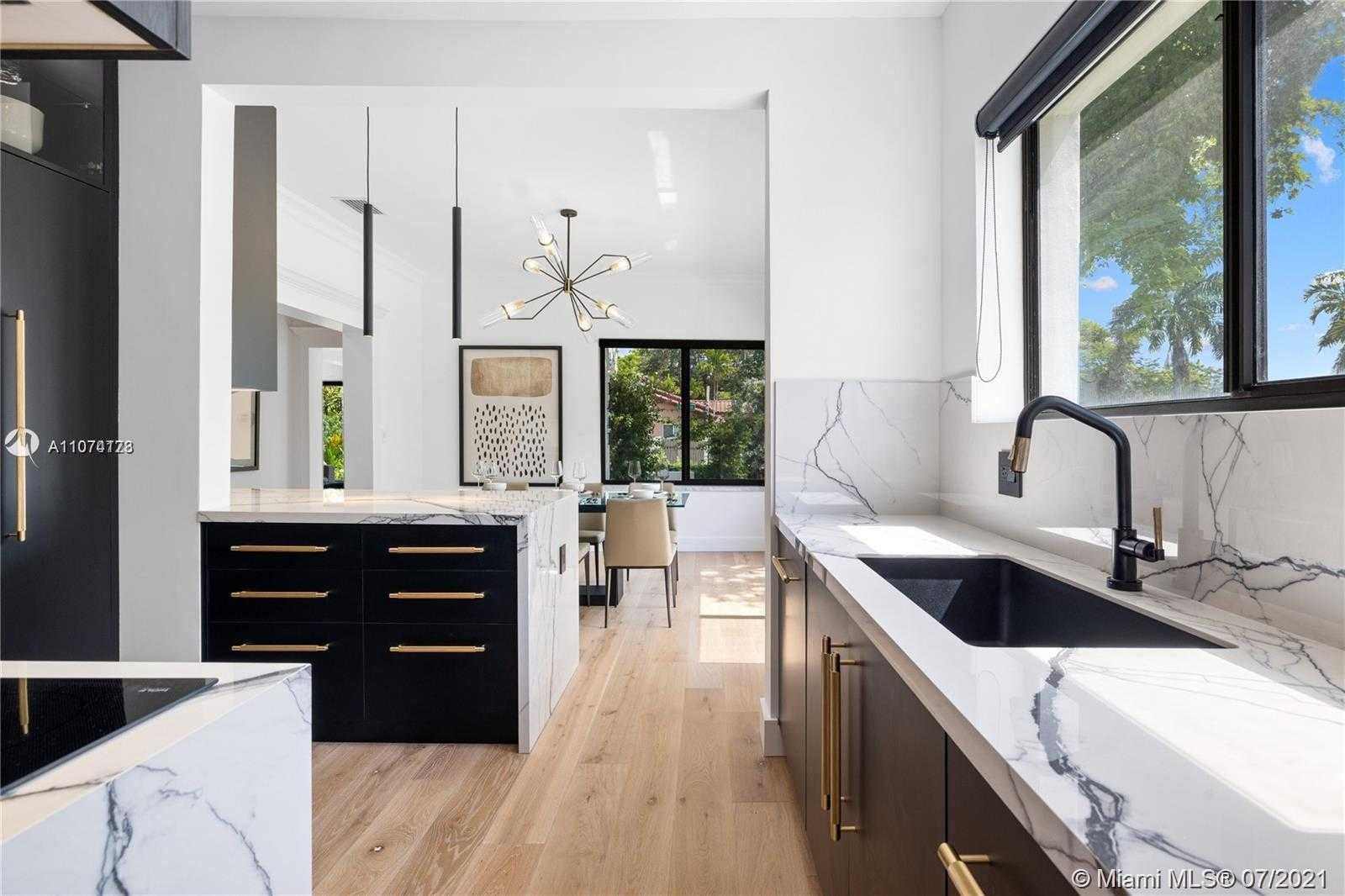 Small Image of 1441 SOUTH WEST 11TH TER, Miami Number 25