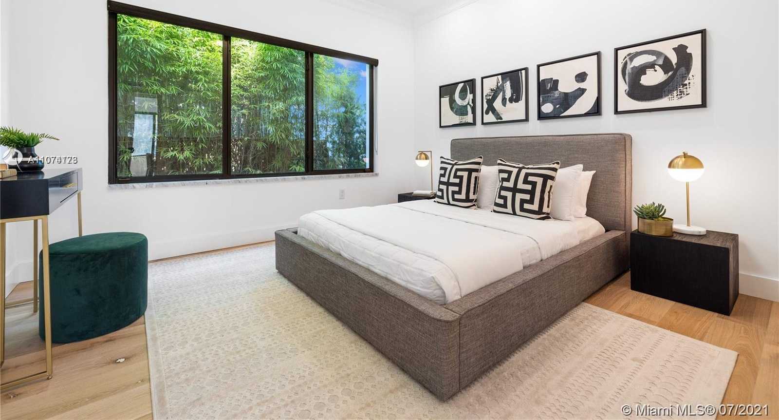 Small Image of 1441 SOUTH WEST 11TH TER, Miami Number 42