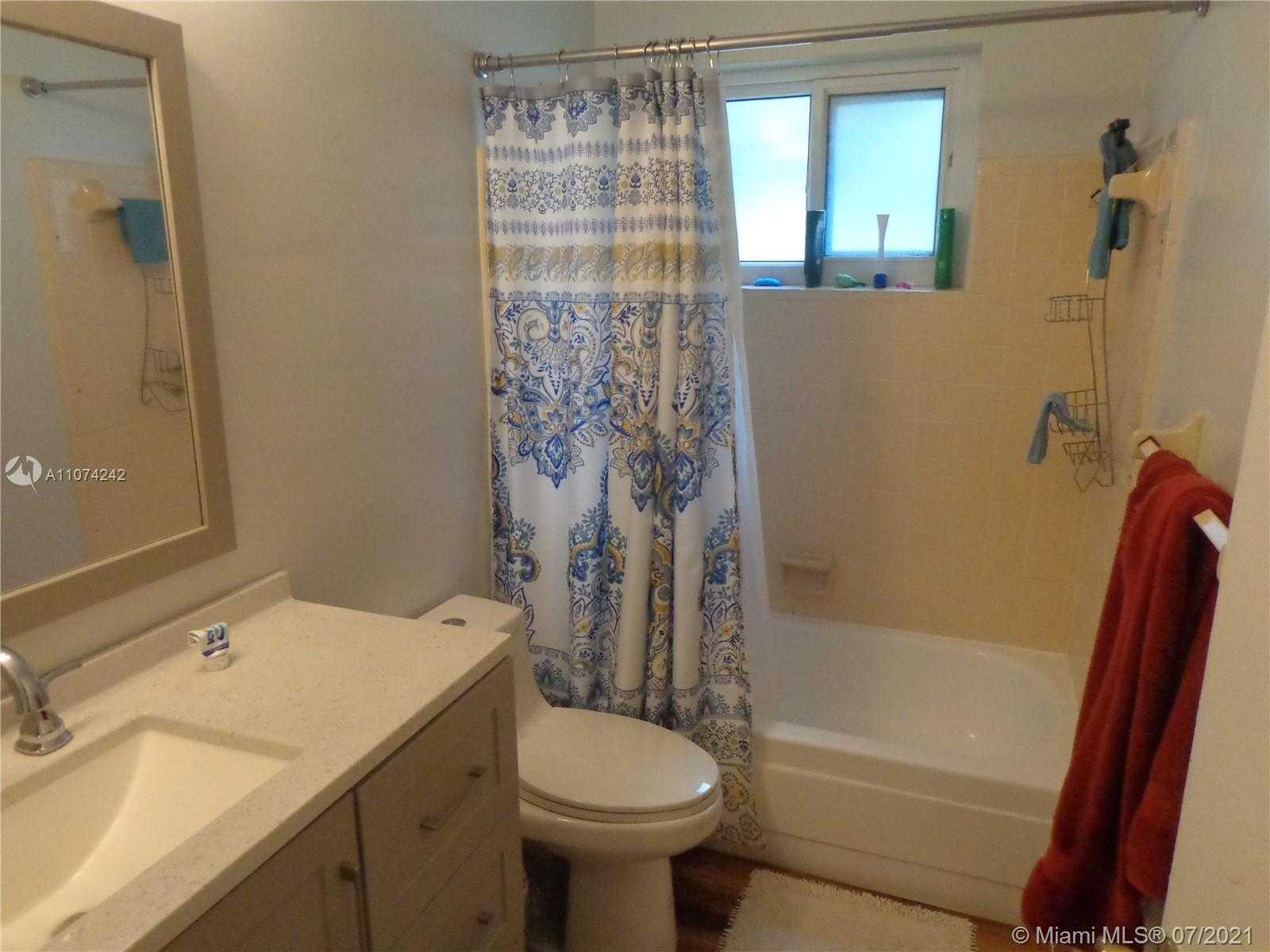 Small Image of 7791 NORTH WEST 40TH ST, Davie Number 15