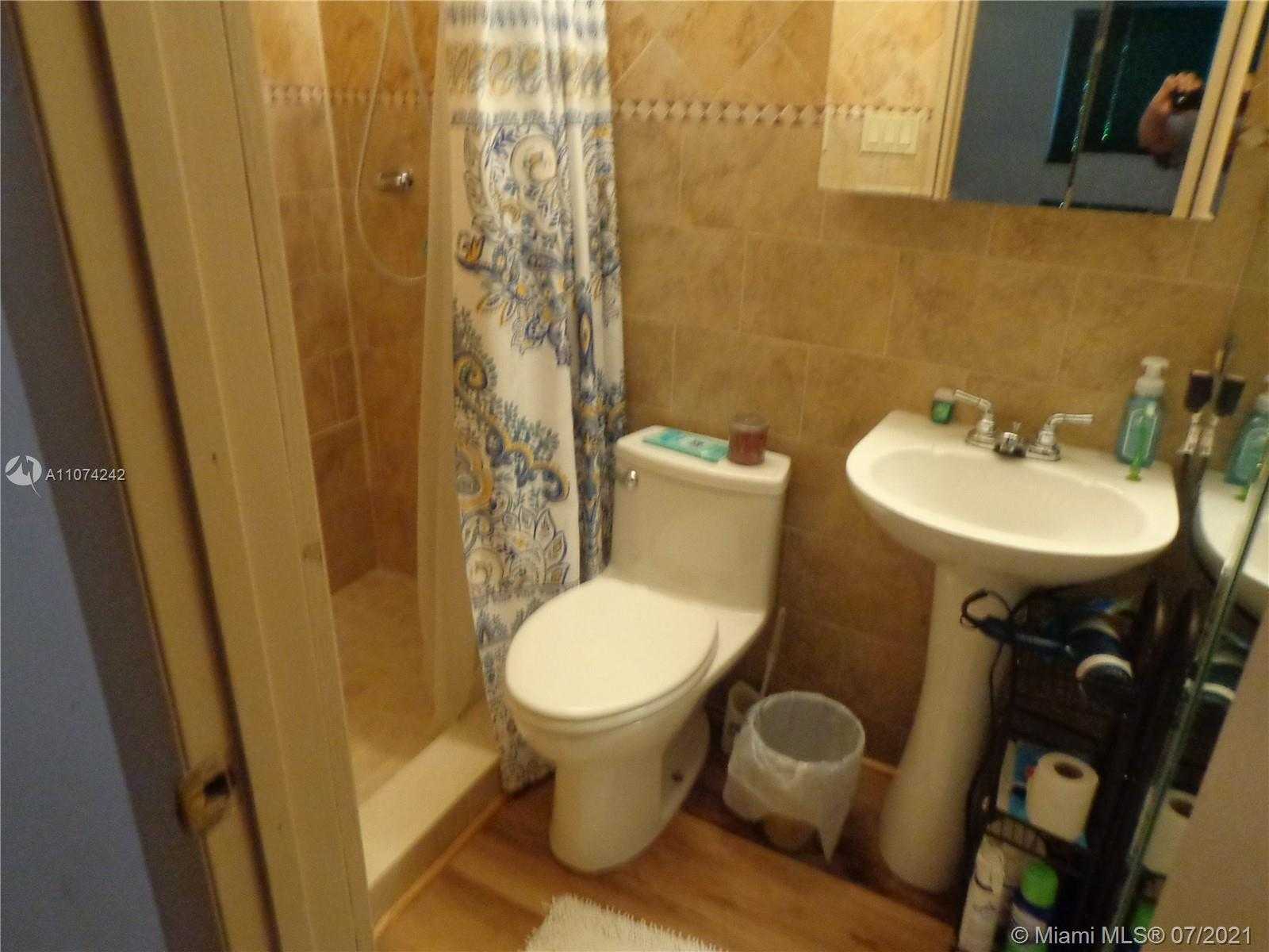 Small Image of 7791 NORTH WEST 40TH ST, Davie Number 16