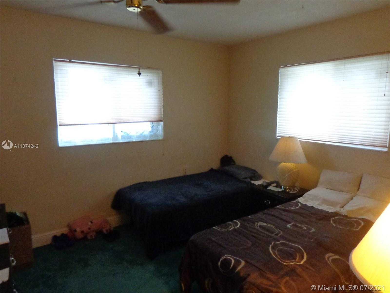 Small Image of 7791 NORTH WEST 40TH ST, Davie Number 26