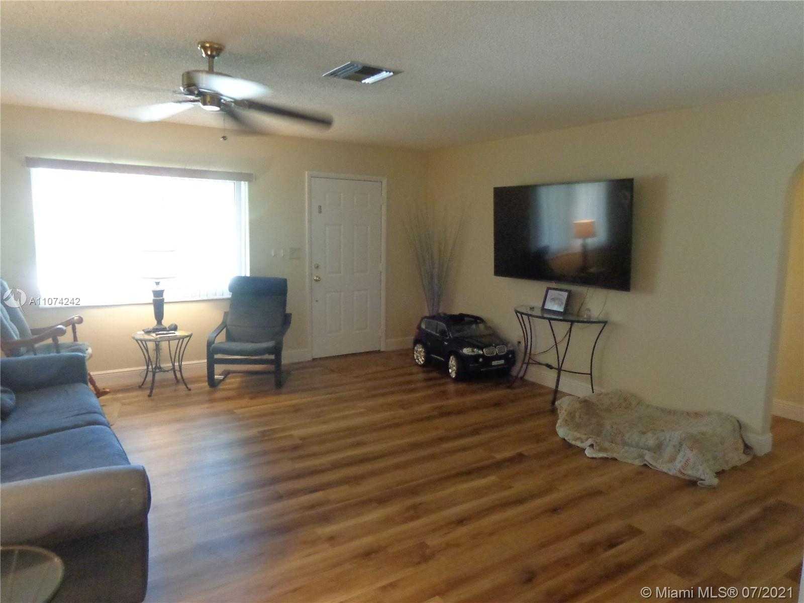 Small Image of 7791 NORTH WEST 40TH ST, Davie Number 5