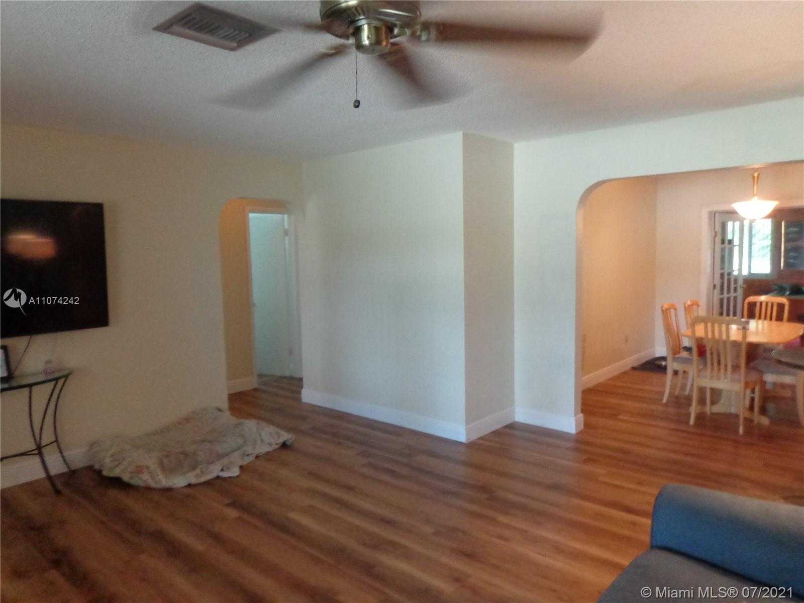 Small Image of 7791 NORTH WEST 40TH ST, Davie Number 6