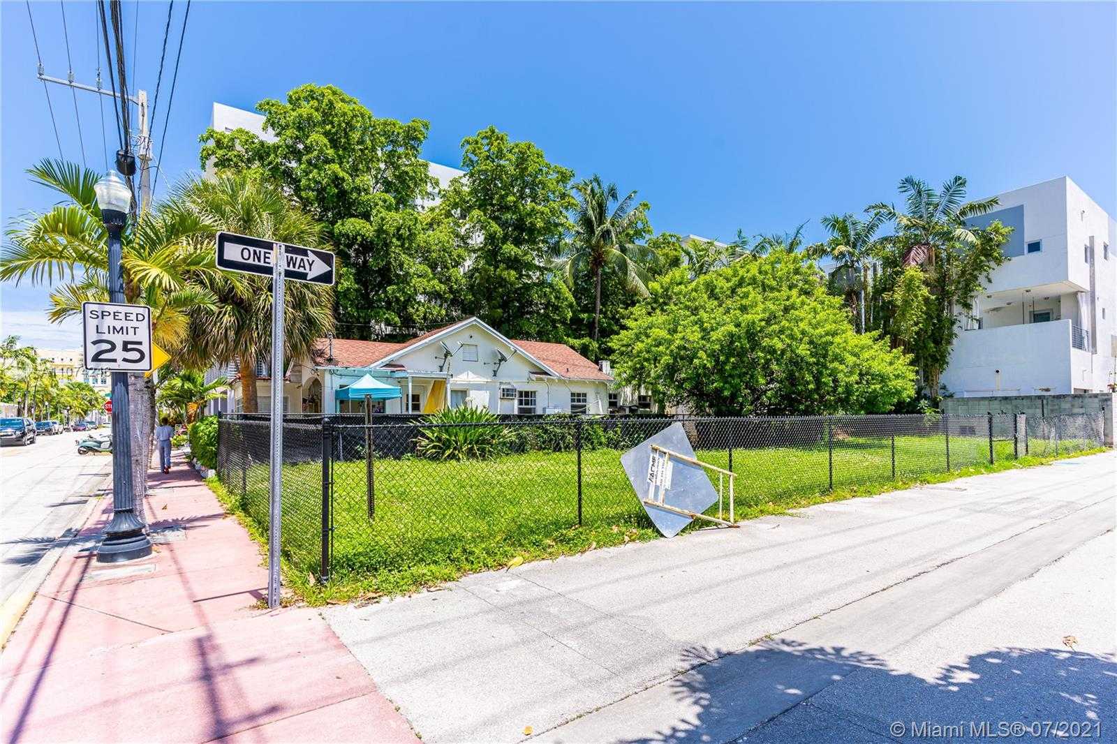 Small Image of 912 4TH ST, Miami Beach Number 22