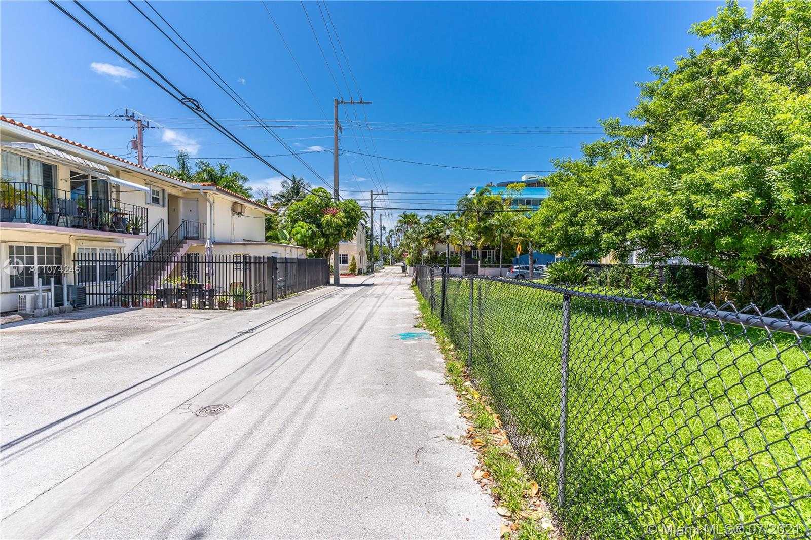 Small Image of 912 4TH ST, Miami Beach Number 25