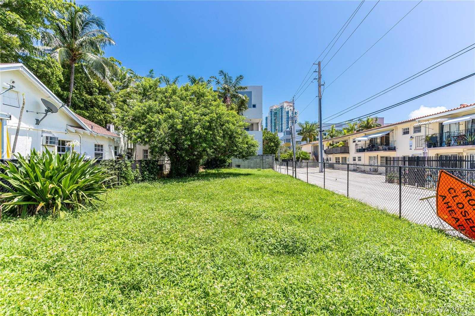 Small Image of 912 4TH ST, Miami Beach Number 29