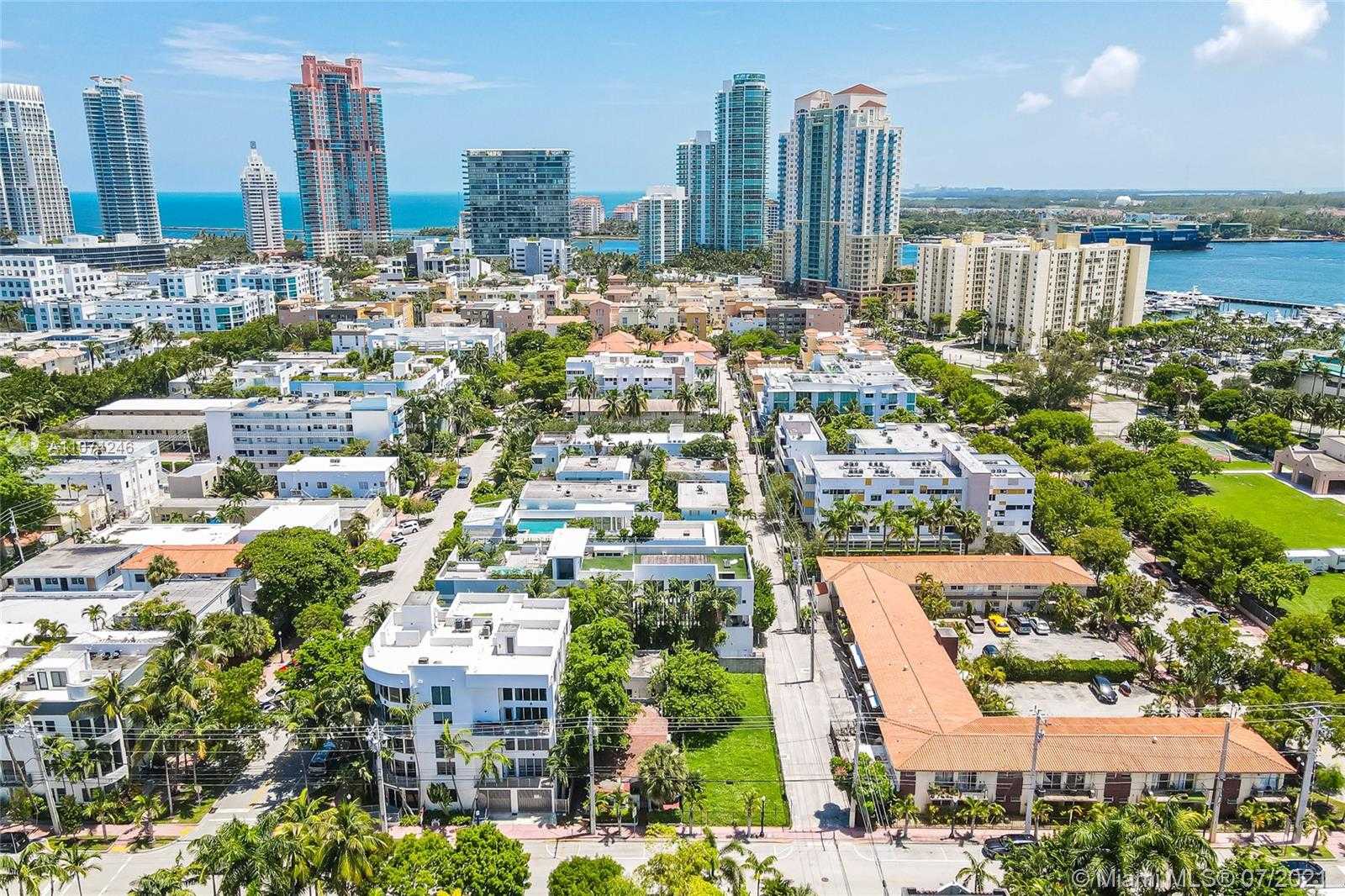 Small Image of 912 4TH ST, Miami Beach Number 5