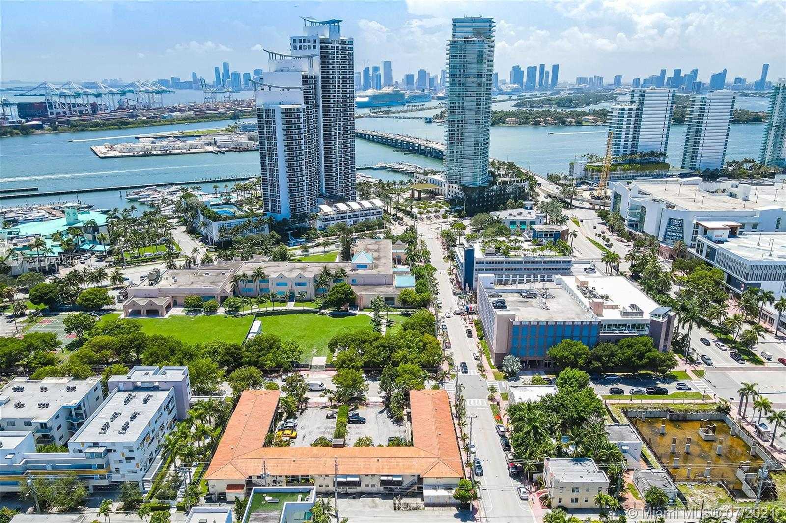 Small Image of 912 4TH ST, Miami Beach Number 9
