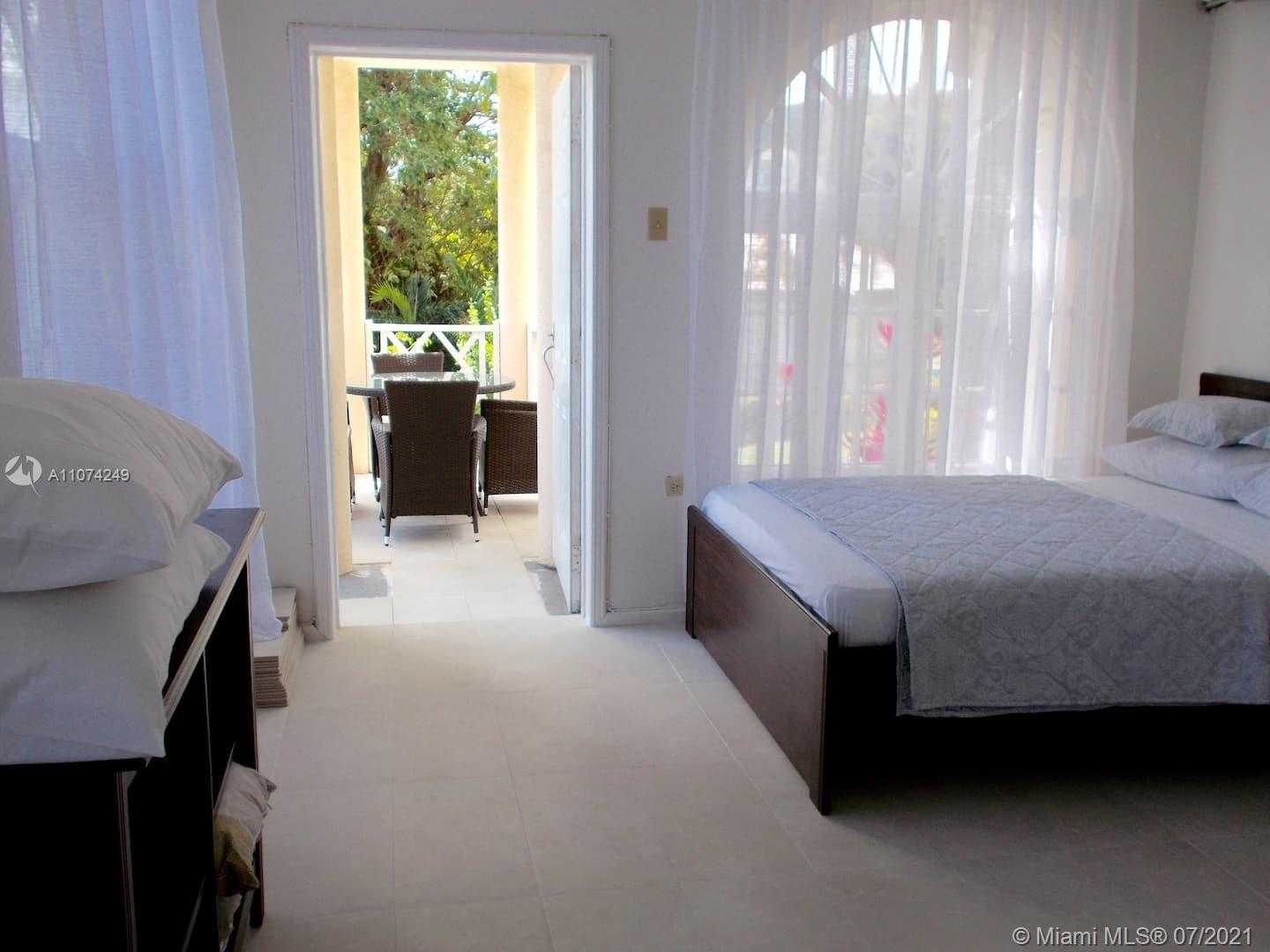 Small Image of 4 SKY CASTLES JAMAICA, Out of City Number 5