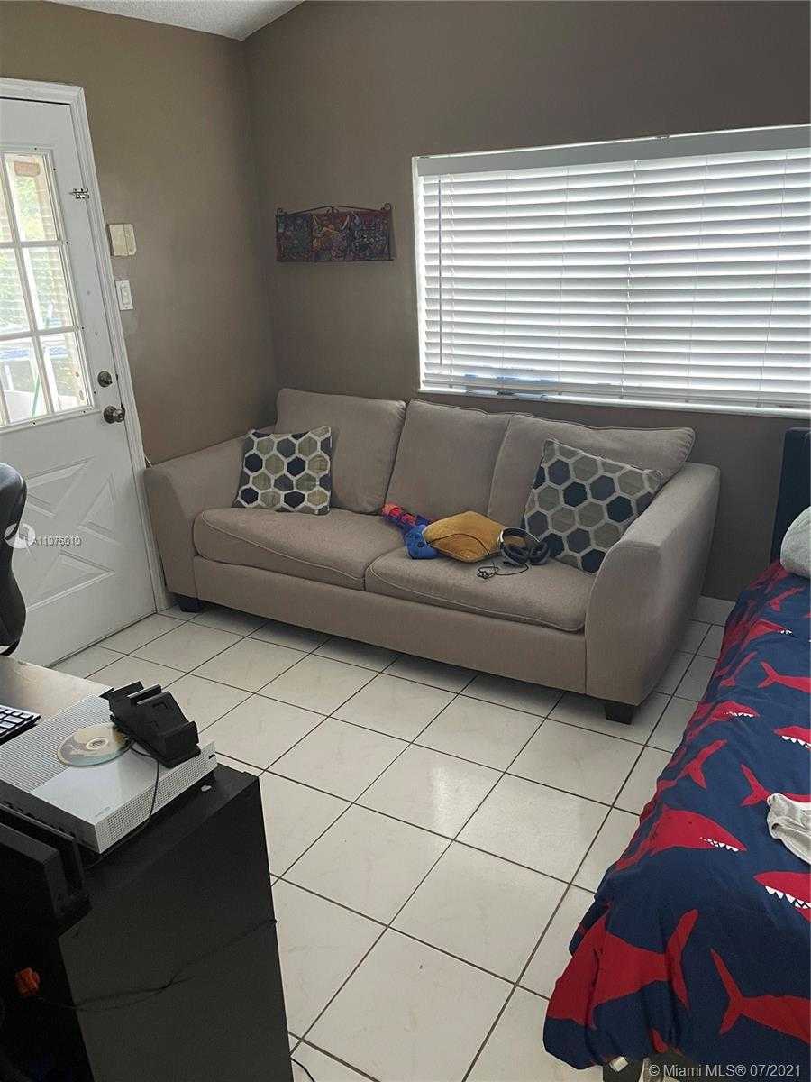 Small Image of 6490 SOUTH WEST 37TH ST, Miami Number 17