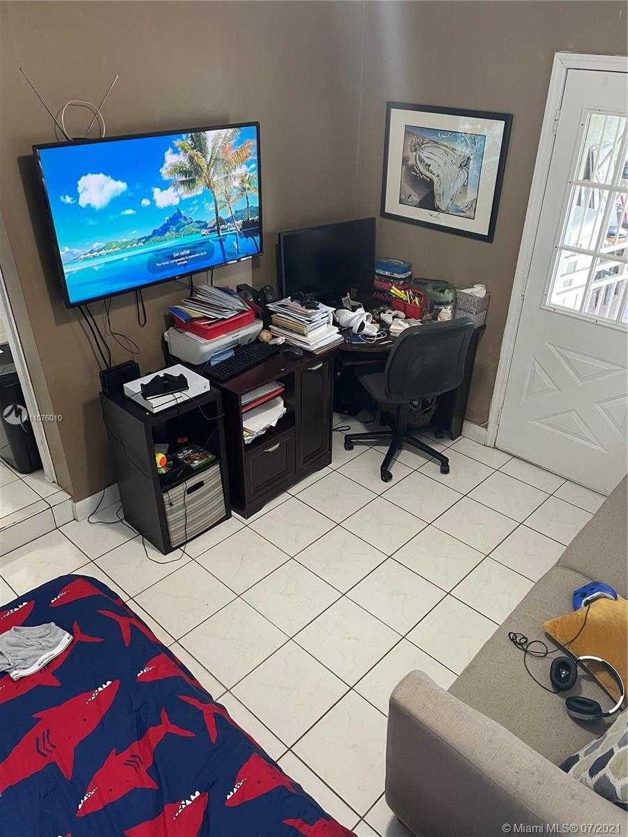 Small Image of 6490 SOUTH WEST 37TH ST, Miami Number 18