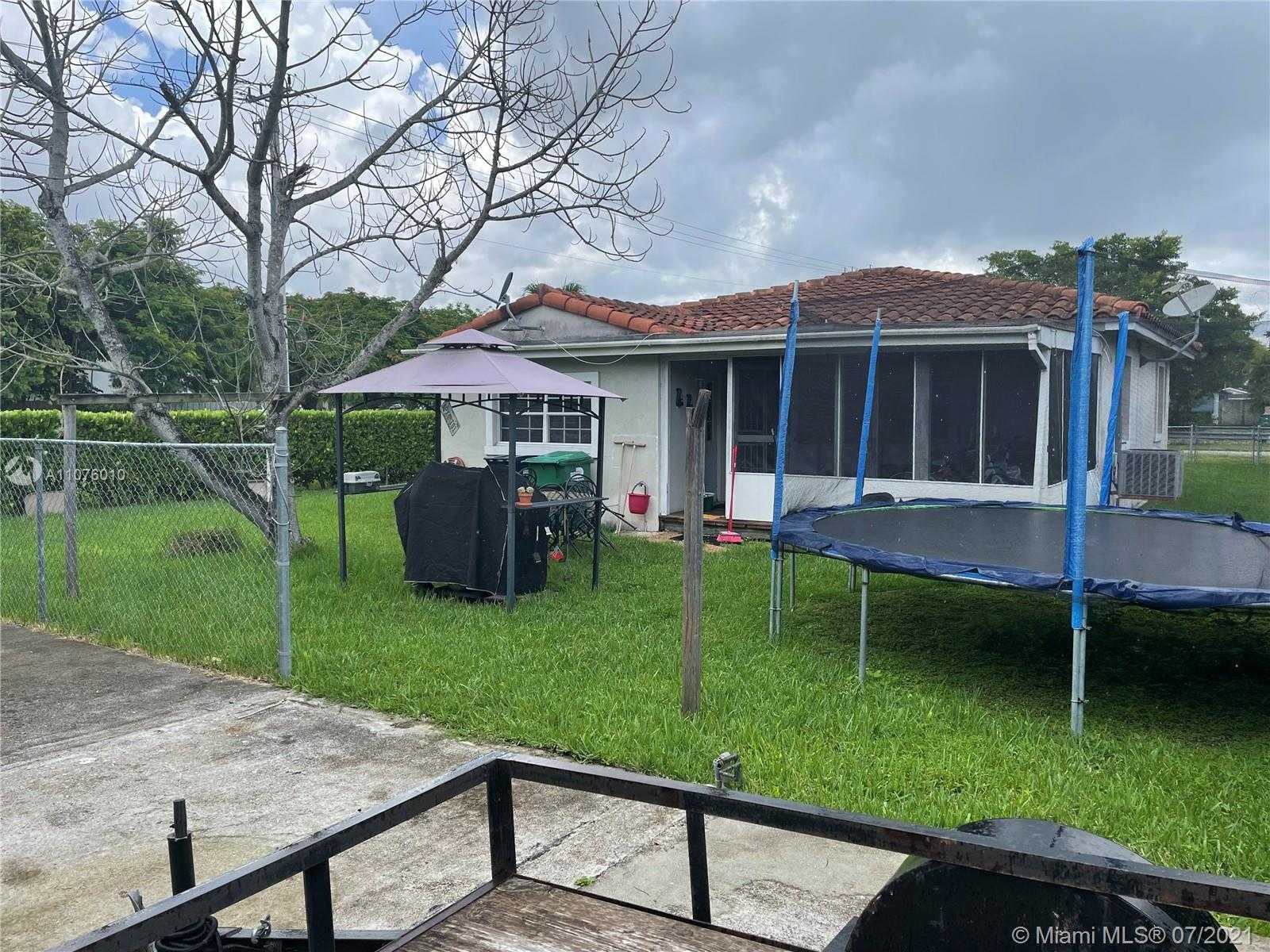 Small Image of 6490 SOUTH WEST 37TH ST, Miami Number 19