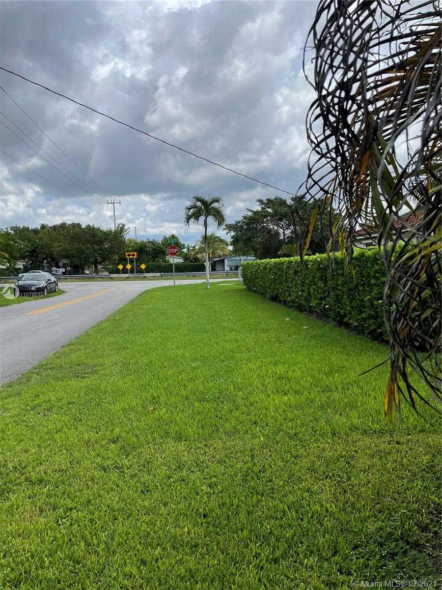 Small Image of 6490 SOUTH WEST 37TH ST, Miami Number 22