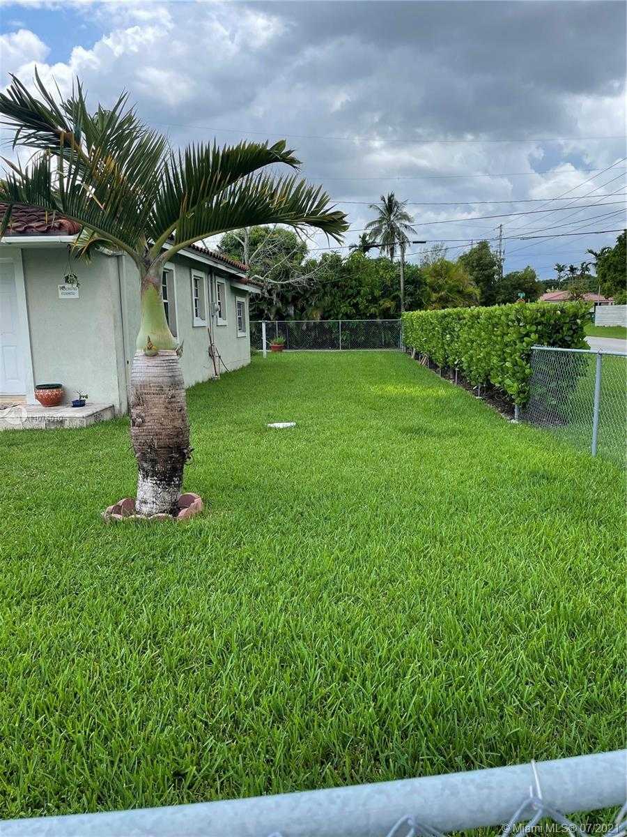 Small Image of 6490 SOUTH WEST 37TH ST, Miami Number 4