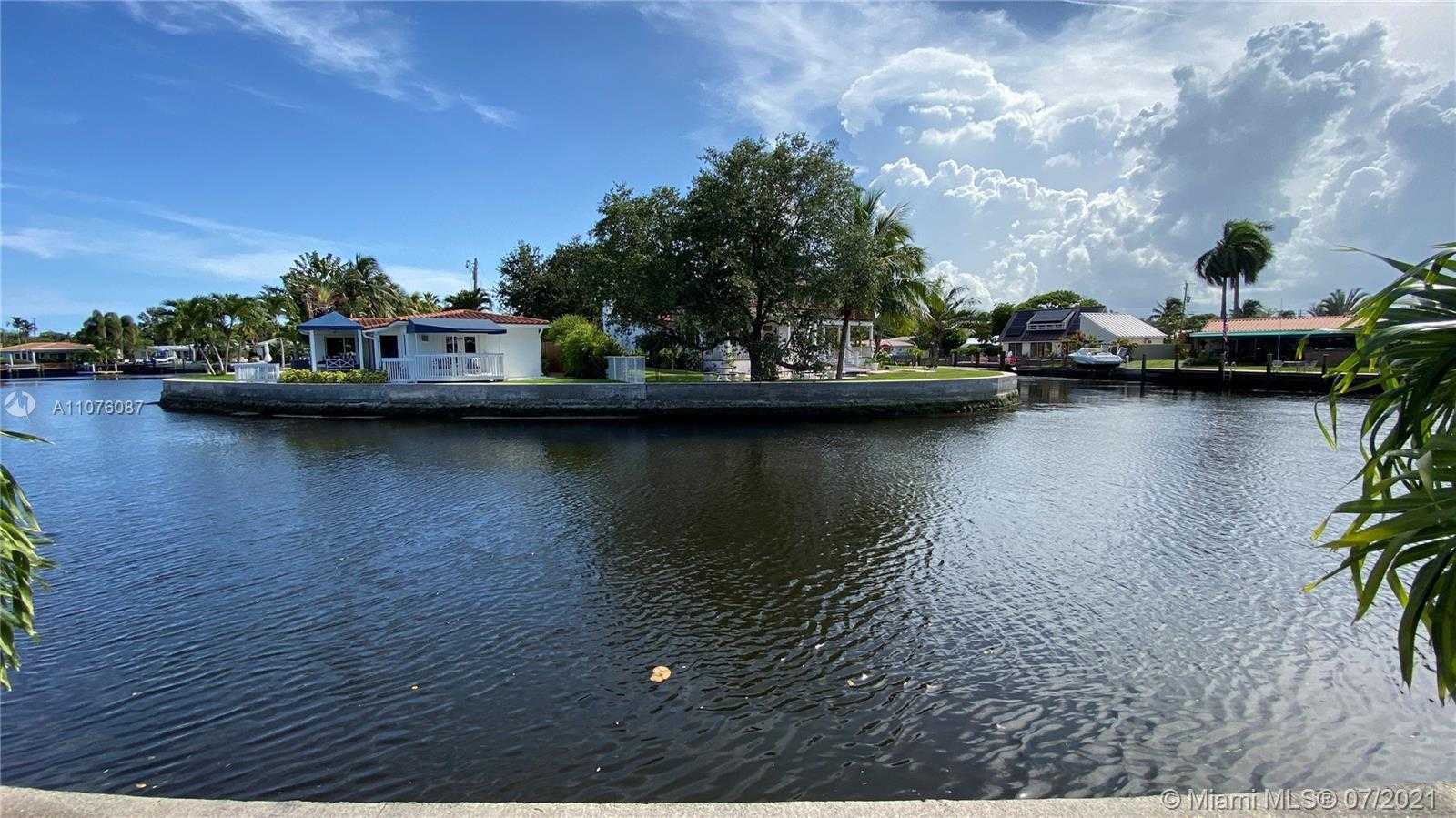 Small Image of 2133 NORTH EAST 20TH AVE, Wilton Manors Number 14