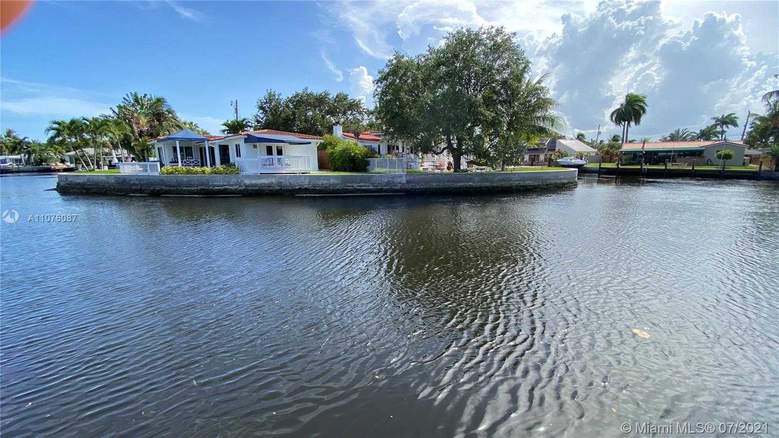 Small Image of 2133 NORTH EAST 20TH AVE, Wilton Manors Number 15