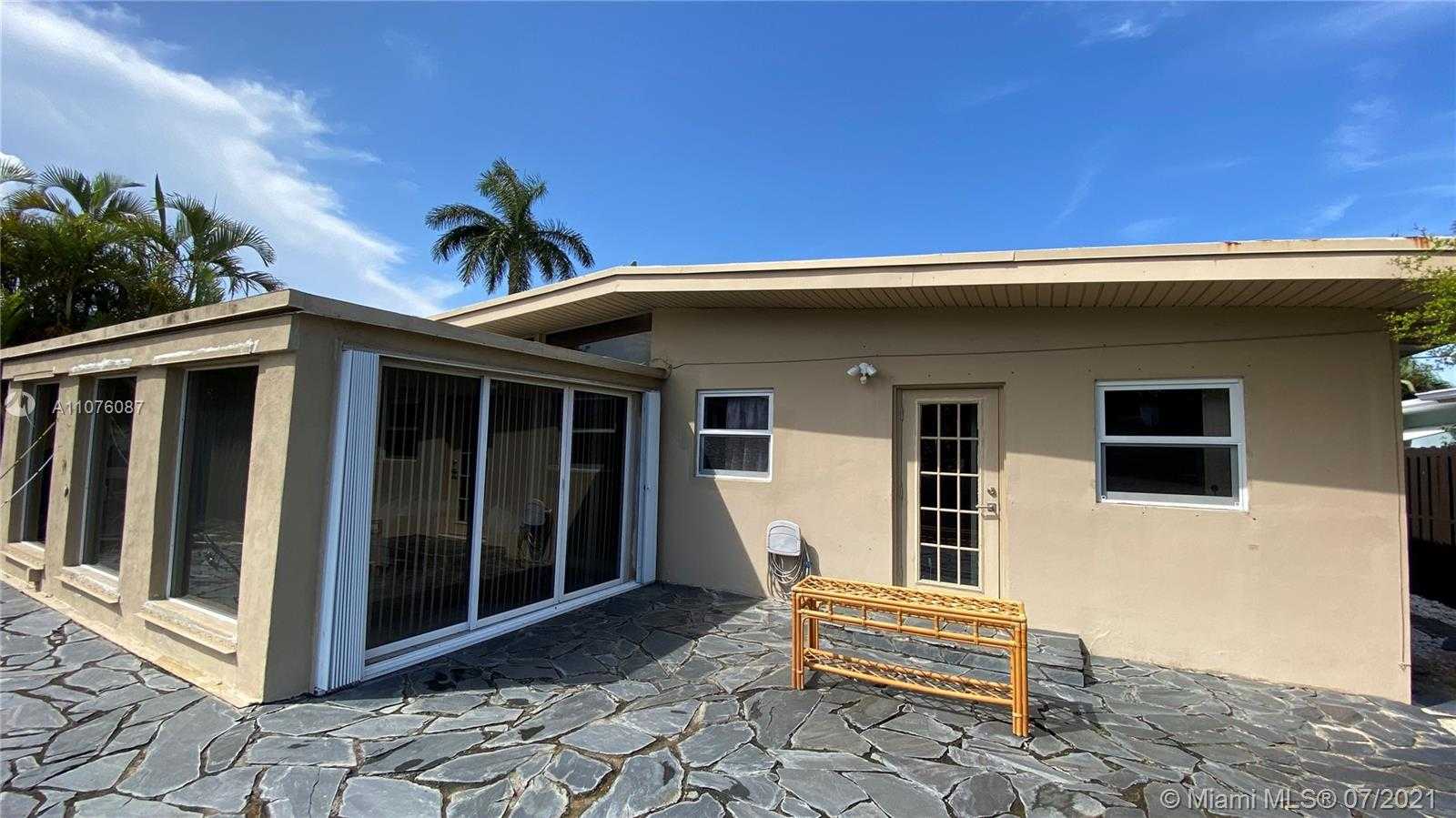 Small Image of 2133 NORTH EAST 20TH AVE, Wilton Manors Number 19