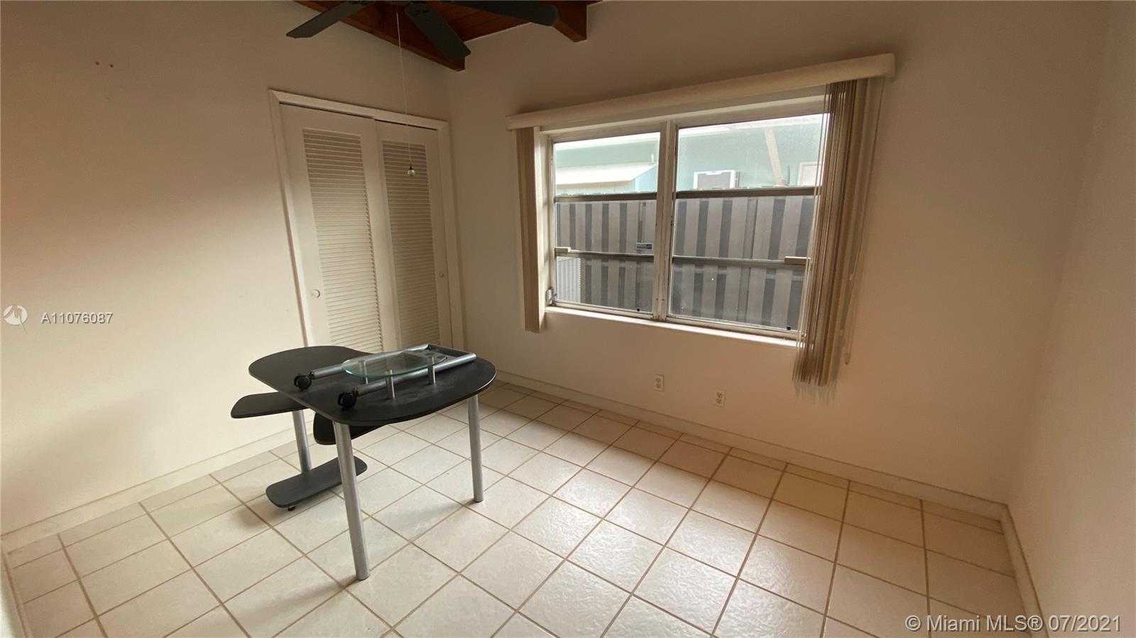 Small Image of 2133 NORTH EAST 20TH AVE, Wilton Manors Number 8