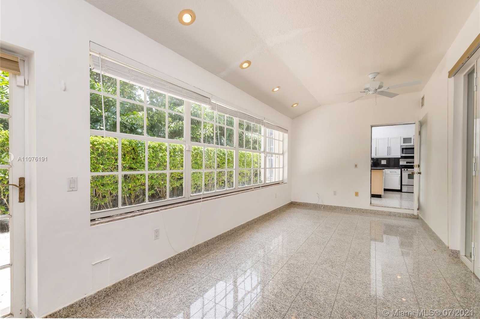 Small Image of 10405 NORTH WEST 43RD TER, Doral Number 13