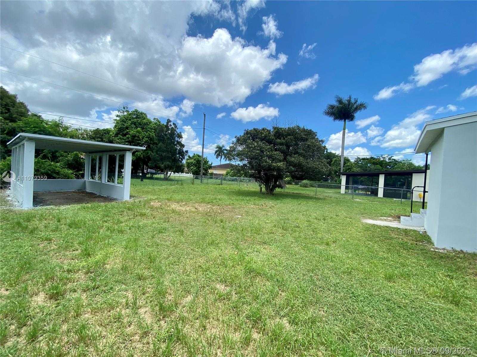 Small Image of 435 NORTH WEST 6TH ST, Homestead Number 22
