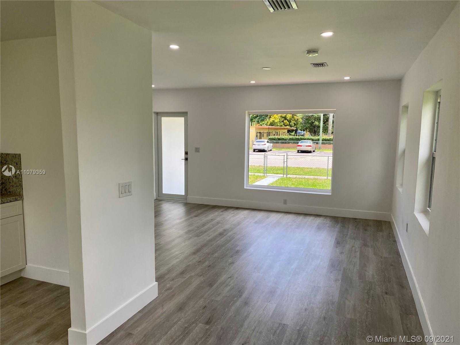 Small Image of 435 NORTH WEST 6TH ST, Homestead Number 27