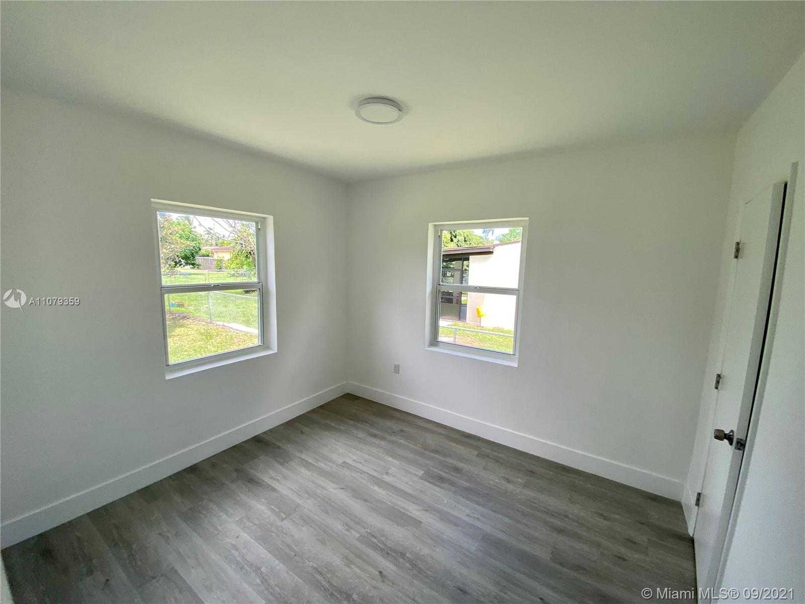 Small Image of 435 NORTH WEST 6TH ST, Homestead Number 29