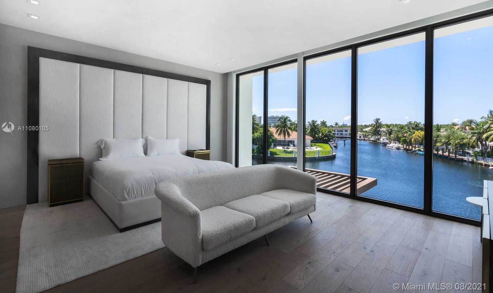 Small Image of 3260 NORTH EAST 165TH ST, North Miami Beach Number 14