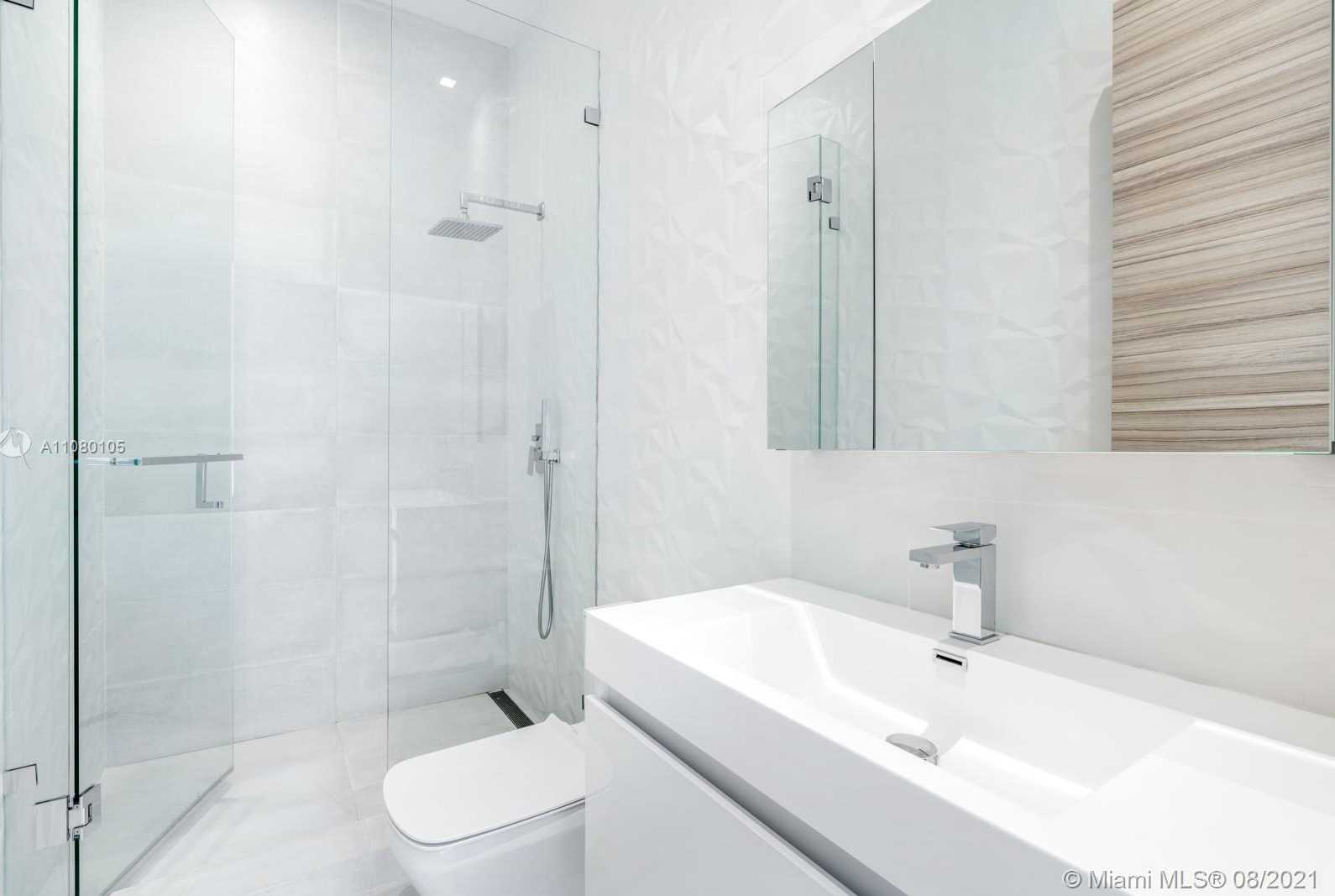 Small Image of 3260 NORTH EAST 165TH ST, North Miami Beach Number 18