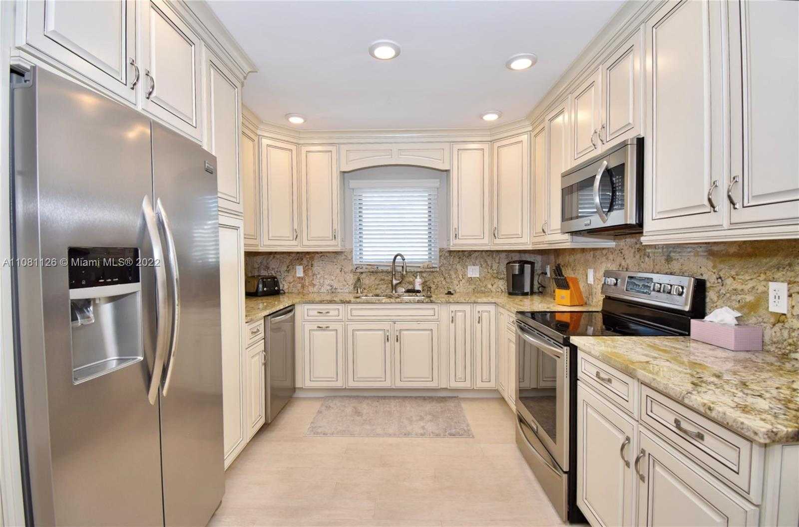 Small Image of 480 SOUTH EAST 8TH AVE, Pompano Beach Number 19