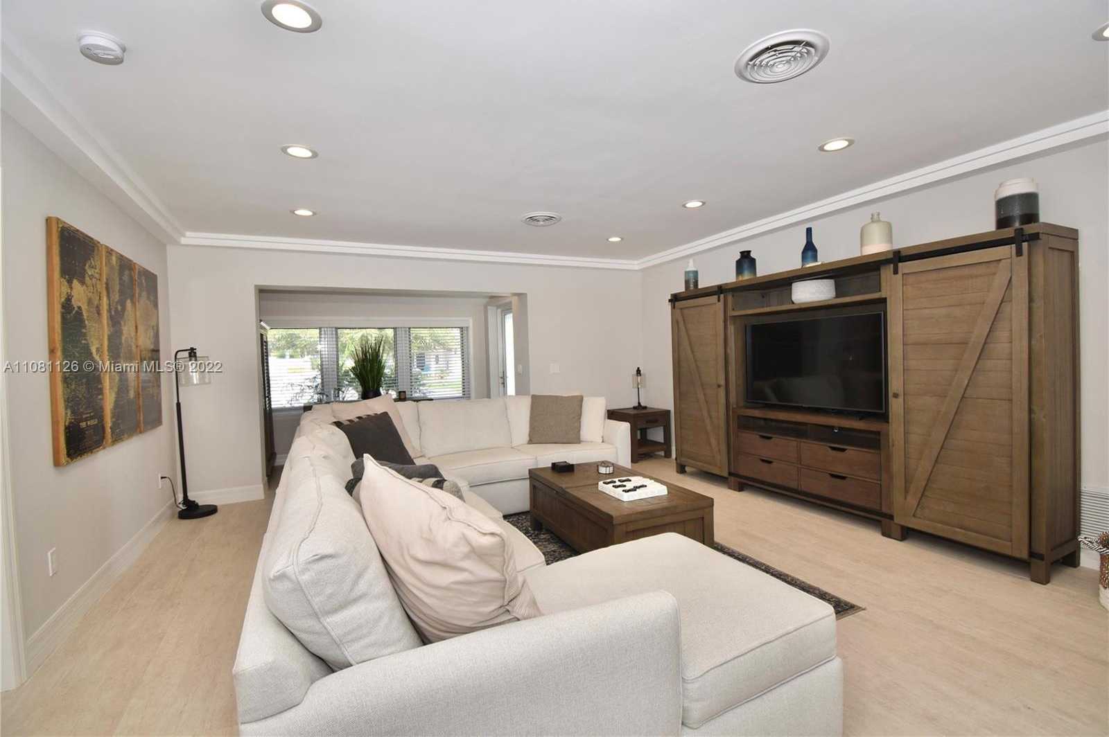 Small Image of 480 SOUTH EAST 8TH AVE, Pompano Beach Number 7