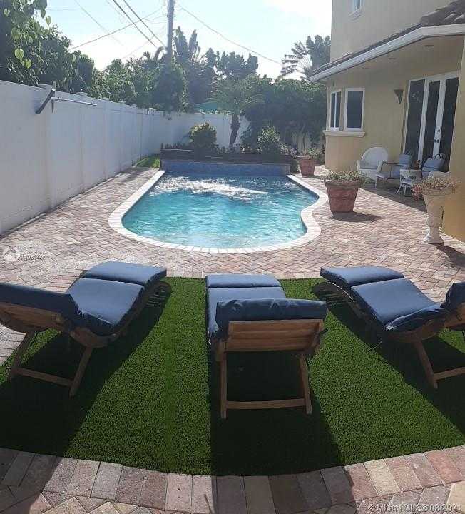 Small Image of 3250 AQUA VISTA DR, Pompano Beach Number 19
